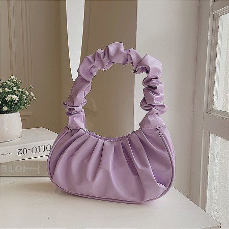 Bolsa Baguette Pregueada - Cor Lilás, Couro Sintético - Modelo Vicky