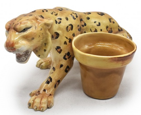 ONÇA COM VASO OCRE MOCA