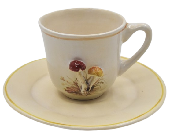 XÍCARA DE CHÁ COM APLICAÇÃO COGUMELOS