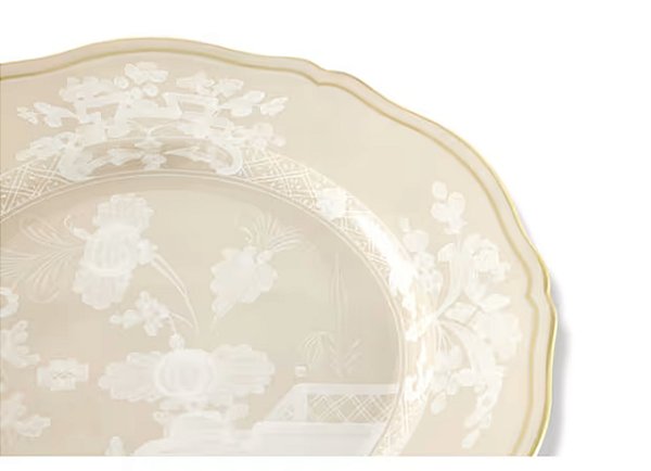 Prato Sobremesa Oriente Italiano Meringa