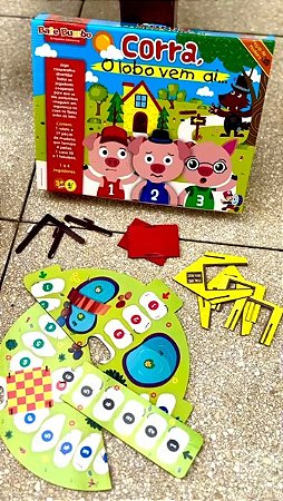 Os 3 Porquinhos board game