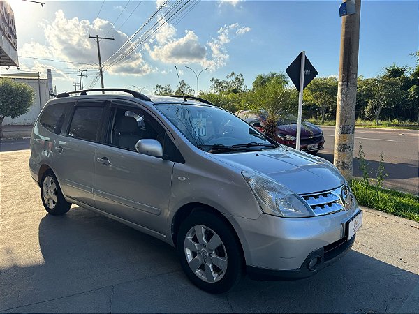 LIVINA GRAND SL 1.8 16V Flex Fuel Aut.