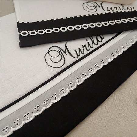 Fralda De Boca Dupla com Barrado e Bordado Personalizado