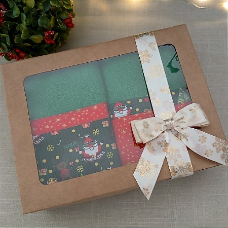 Duo Coordenado de Toalha Higiênica com Barrado em Tecido Verde e Vermelho Estampado com Elementos Natalino