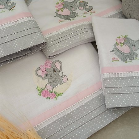 Kit 4 Peças (Fralda De Boca e Fralda de Ombro Dupla, Fralda de Passeio e Toalha Fralda com Capuz) Personalizada