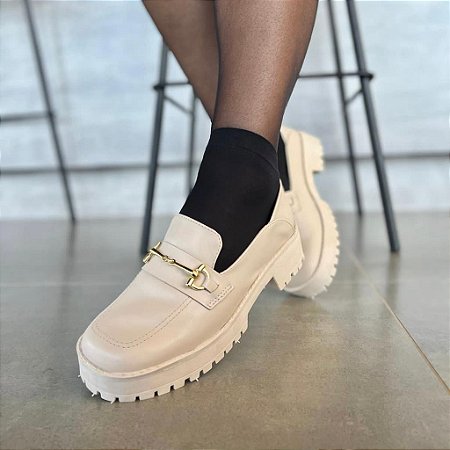 Mocassim Fivela Feno