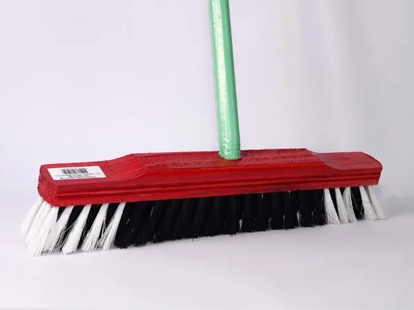 VASSOURA CERLON PELO SINTETICO 30CM FREITAS