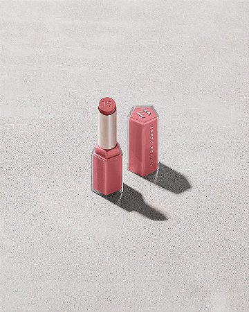 Gloss Bomb Stix - Cor 04 Is It Fussy | Fenty Beauty