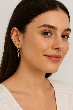 Brinco raio brilho intenso.