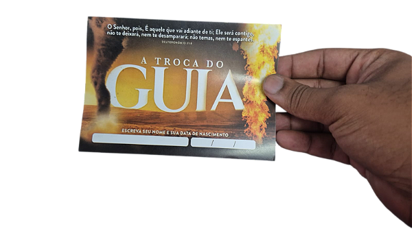 Folheto A troca do Guia Deuteronômio 31:8? Deus Vai Adiante de Ti