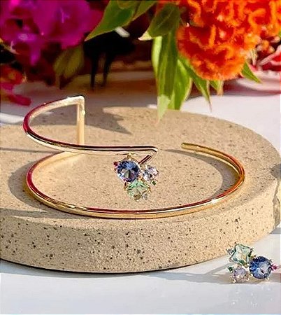 Pulseira bracelete com cristais london blue, tanzanita, ametista verde.