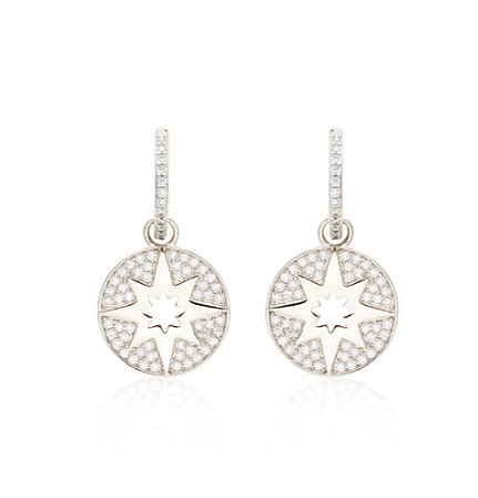 Brincos argolinha com pingente removível vazado com estrela cravejado com zircônias cristal