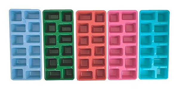 Forma Plástica de Gelo Cubo 12 Cavidades Colors Atacado C / 12