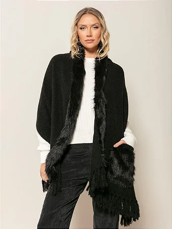 Manta com Aplicação de Franjas e Pele Fake - BIAMAR 11688