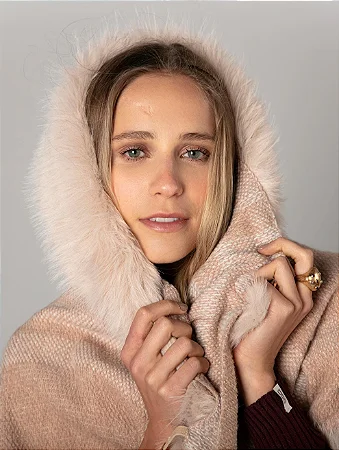 Capa em Padronagem Xadrez e Gola Removível - ABENÇÃO 11766