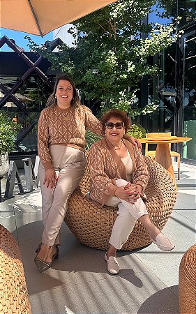 Blusa em Fio Pluma com Padronagem Geométrica