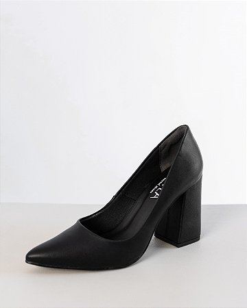SCARPIN PRETO BICO FINO SALTO BLOCO - LIA