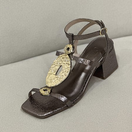 SANDÁLIA PRATA VELHO SALTO BAIXO BLOCO METAL DOURADO - SUZY
