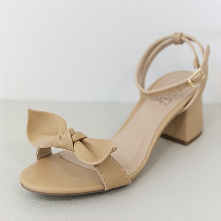 SANDÁLIA NUDE SALTO MÉDIO BLOCO LAÇO - HELENA