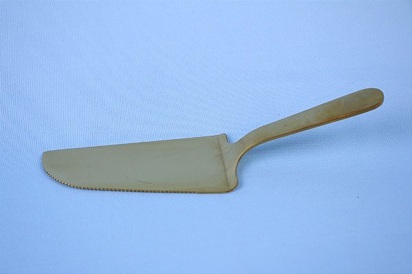 Espátula Para Corte de Bolo Dourada