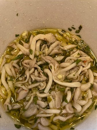 Cogumelos Shimeji com Limão Siciliano e Gengibre