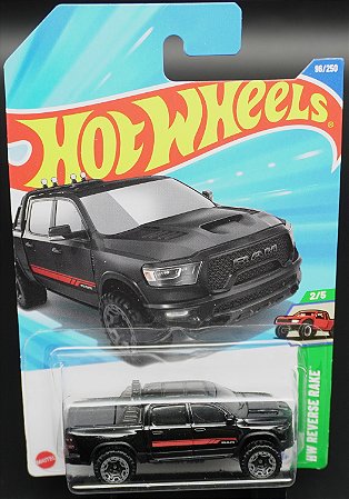 23 Ram 1500 - HYY54 | Linha Básica 2025 - Nº 096/250