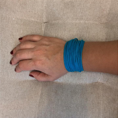 Pulseira Artesanal em Fios de Algodão Sustentável Azul Turquesa