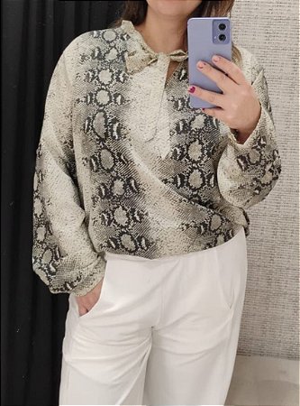 Blusa manga longa animal print tom cinza esverdeado Oversize