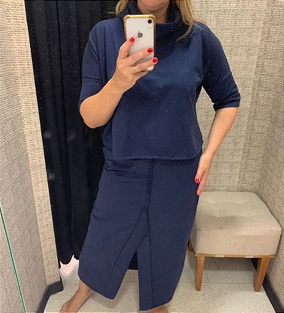 Conjunto Saia e Blusa com Gola Azul Marinho