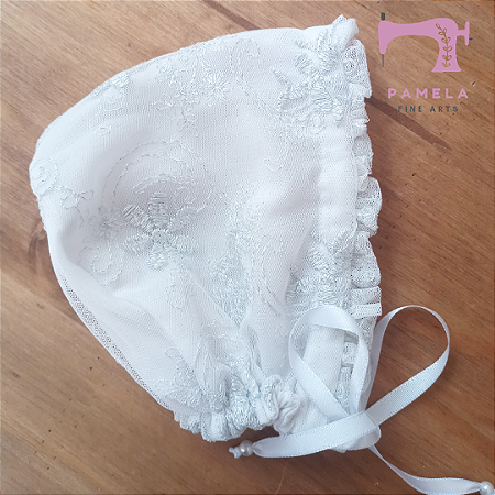 Touca para Batizado Aurora Babado menor