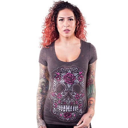 Camiseta Feminina Lethal Threat modelo Skullflowers