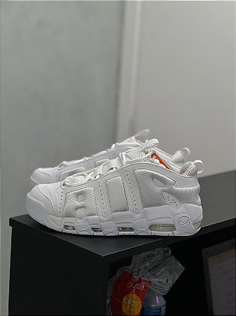 TENIS NIKE AIR UPTEMPO