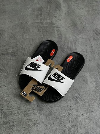 CHINELO NIKE