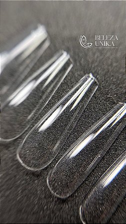 Postiça Realista Transparente com 100 unidades.