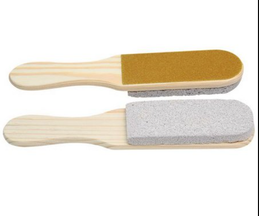 lixa de pé com pedra pomes