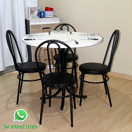 Mesa redonda e cadeiras modernas para sua cozinha