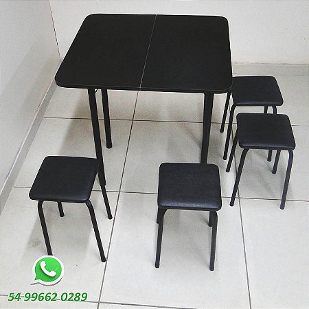 Mesinha dobrável preta para pequenos espaço.