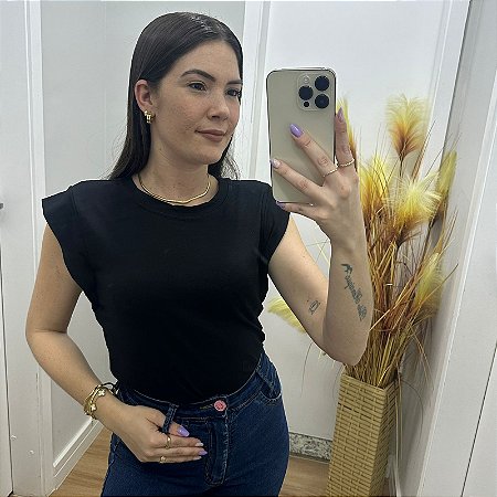 Blusa Muscle Sara Preto