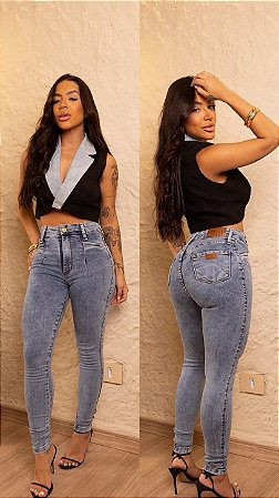 Calça Jeans detalhe Ingrid