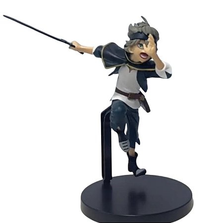 Boneco Black Clover Asta