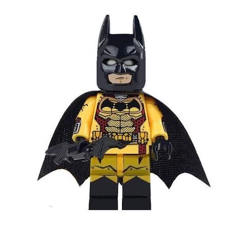 Boneco Bloco de Montar Gold Batman DC