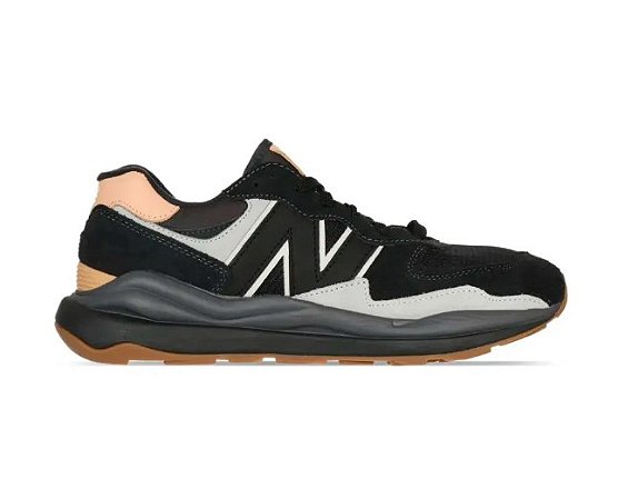 TÊNIS NEW BALANCE 5740