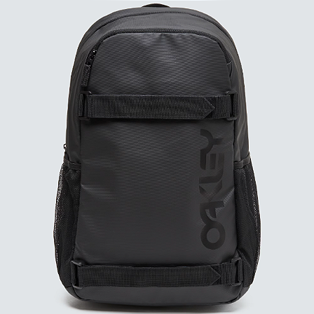 MOCHILA OAKLEY "THE FRESHMAN SKATE"