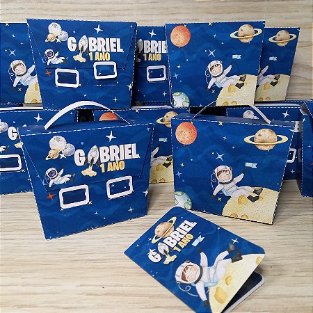 Convite Maletinha com Mini Passaporte