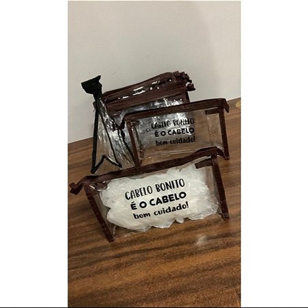 Necessaire plástica