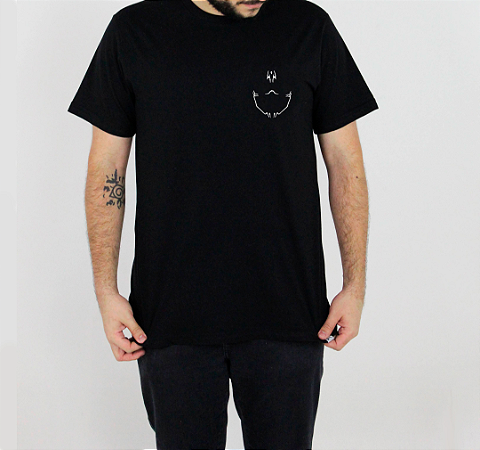 Camiseta Bordada Sukuna