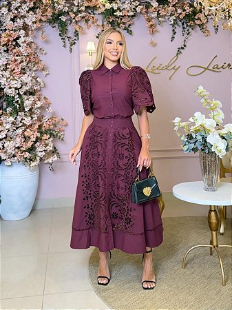 CONJUNTO CAMISA e SAIA MIDI