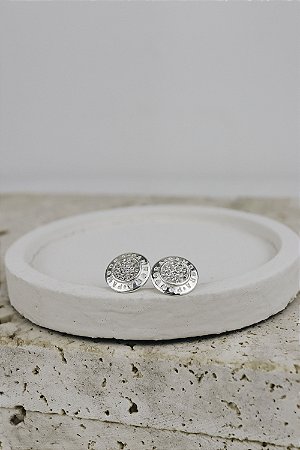 Brinco Redondo cravejado - Branco