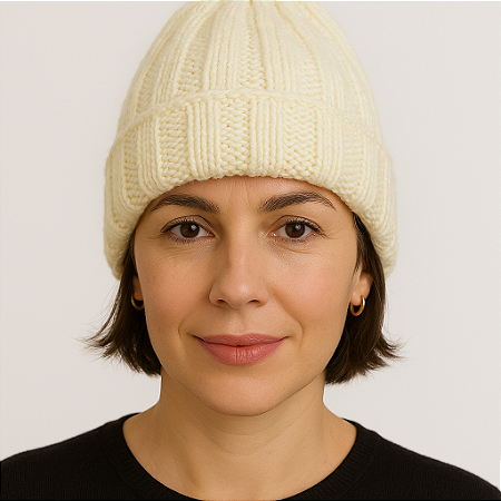 Gorro De Tricô Amarelo Bebê