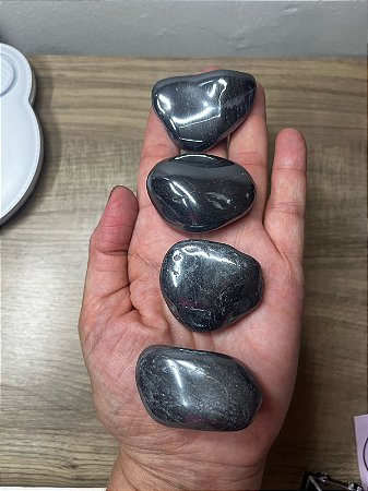 Hematita - pedra rolada unidade
